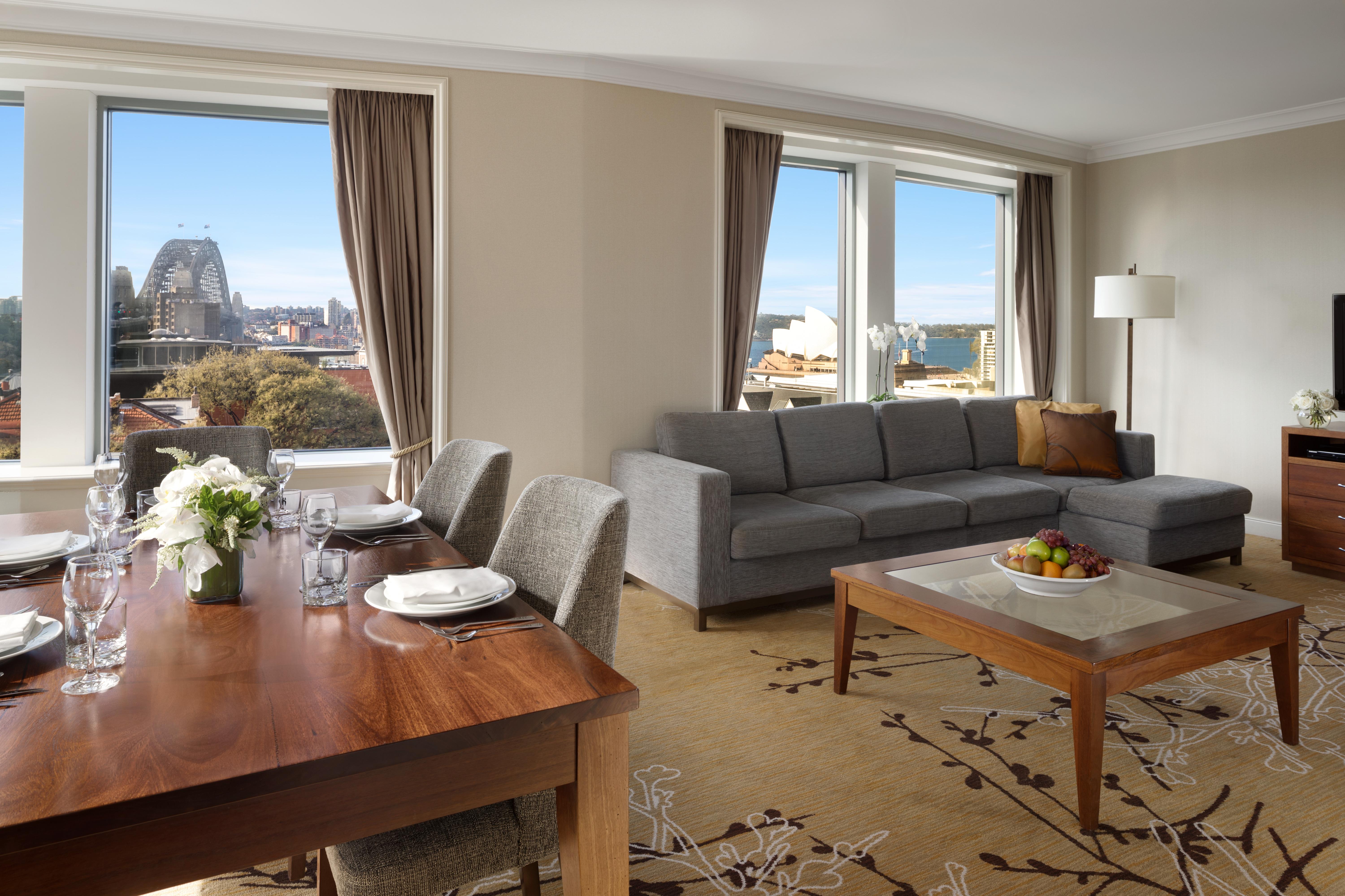 Shangri-La Сидни Екстериор снимка A suite at the Ritz-Carlton, San Francisco