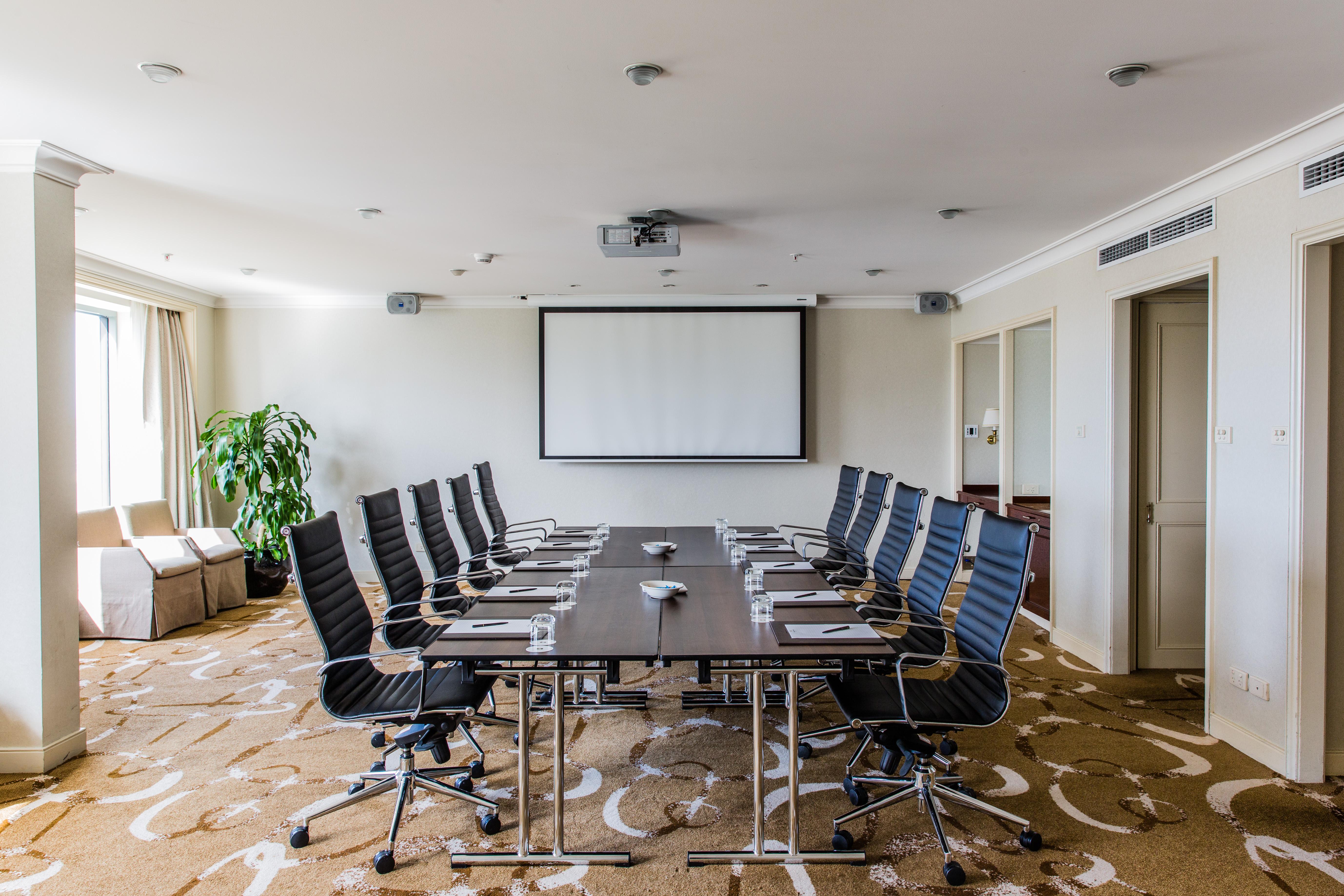Shangri-La Сидни Екстериор снимка A meeting room at the hotel
